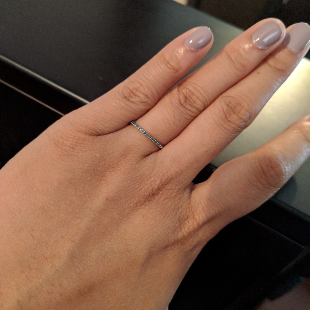 10k Blue Diamond Dainty Ring - Picture 4 of 4